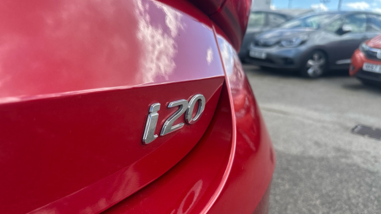 Hyundai i20 1.0T GDi 48V MHD SE Connect 5dr Petrol Hatchback